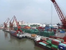 以高质量实施RCEP为抓手，以自贸合作确定性应对国际经贸体系面临挑战
