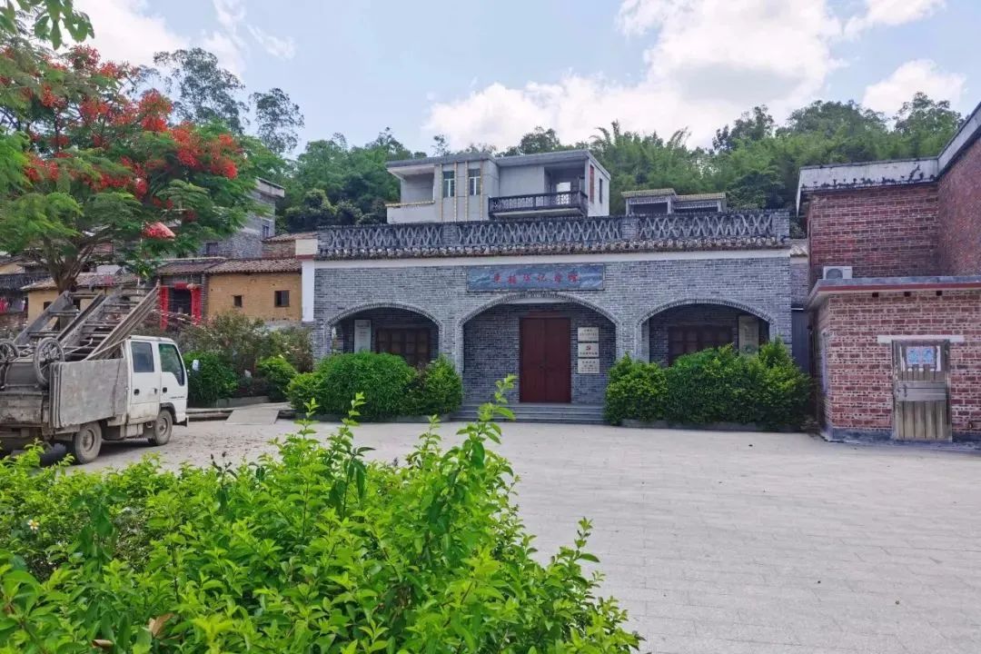 梁桂华纪念馆
 梁桂华纪念馆