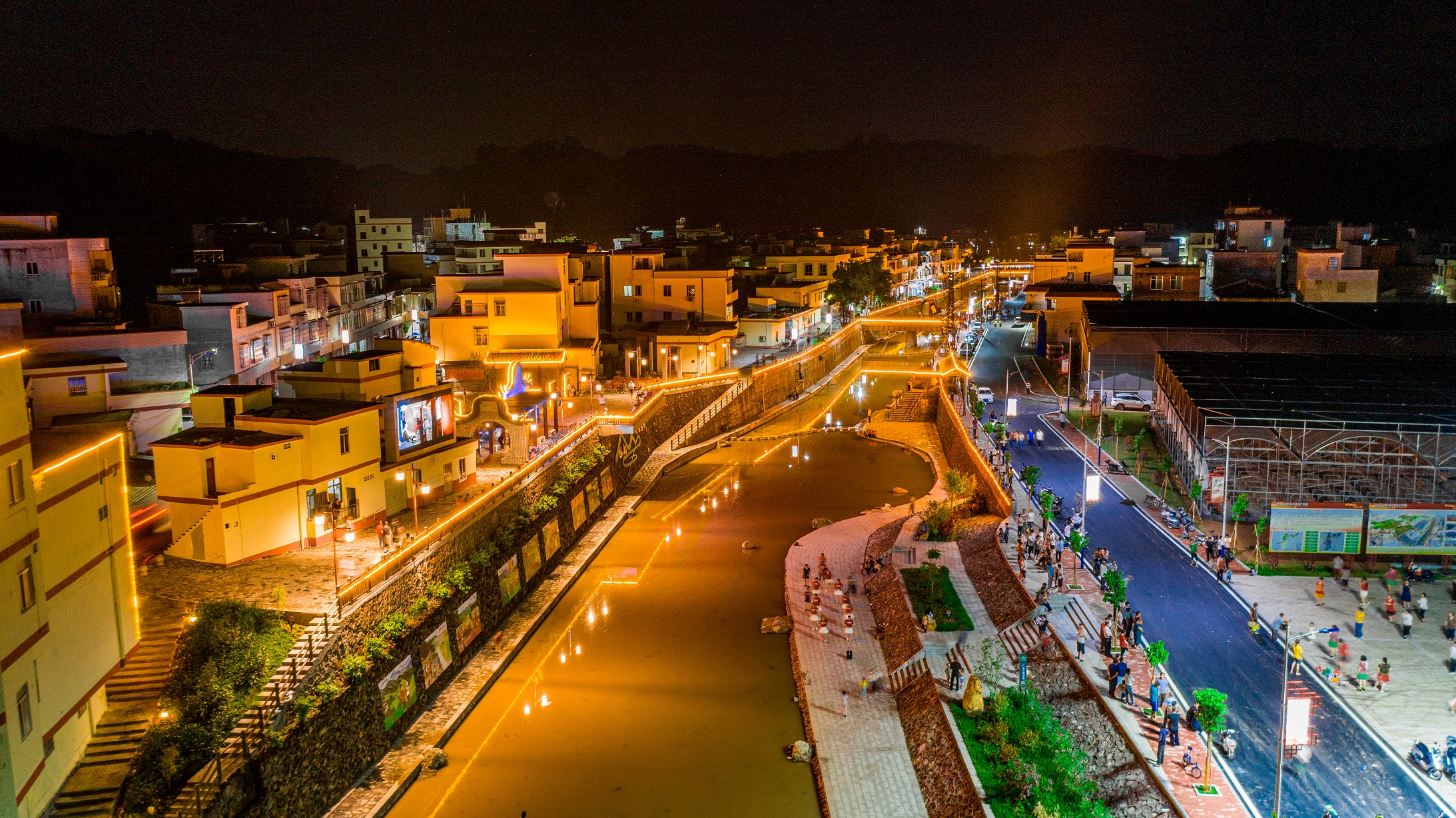 图为云安区高村镇美丽河道